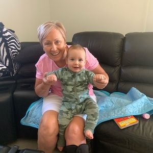 Meet your Posher, Dawne